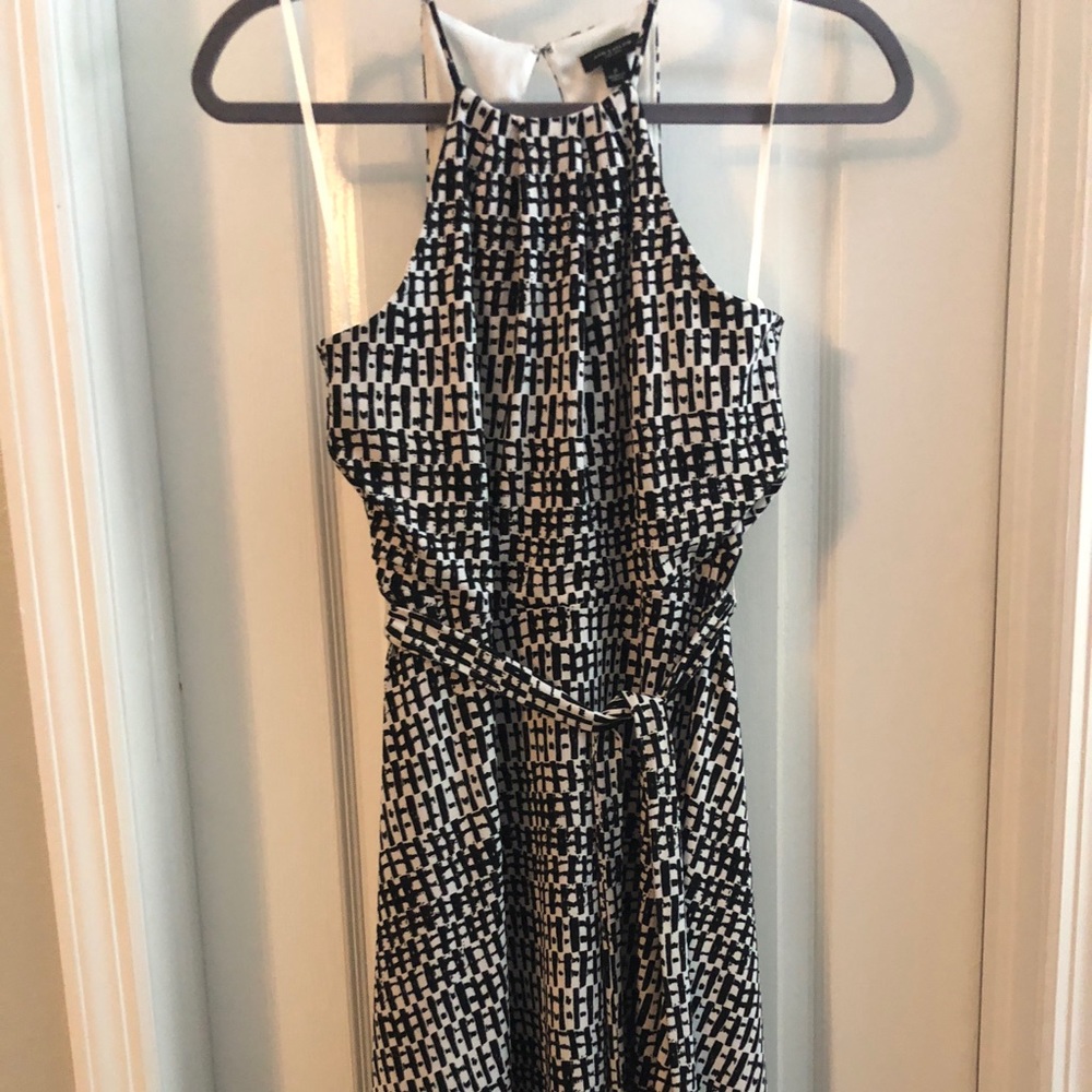Beautiful Ann Taylor size 2